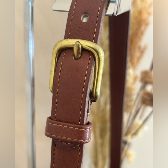 COACH Vintage ‘92 Brighton Crossbody Bag in British Tan - Picture 11 of 16